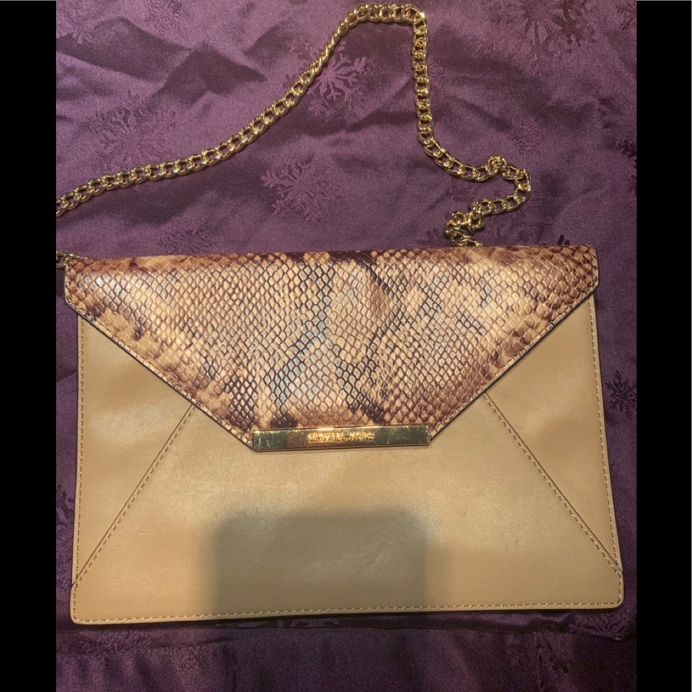 💋SALE TODAY 💋Michael kors nigt shoulder bag